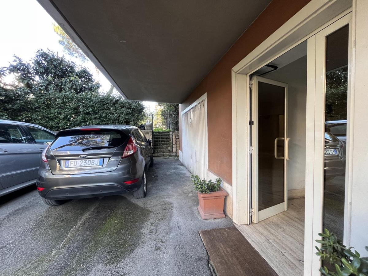 Monolocale A Mostacciano Roma Exterior foto